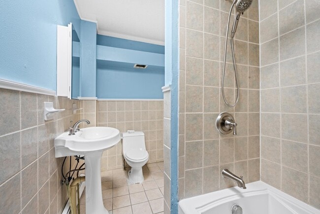 Building Photo - 37 Belmont Ave