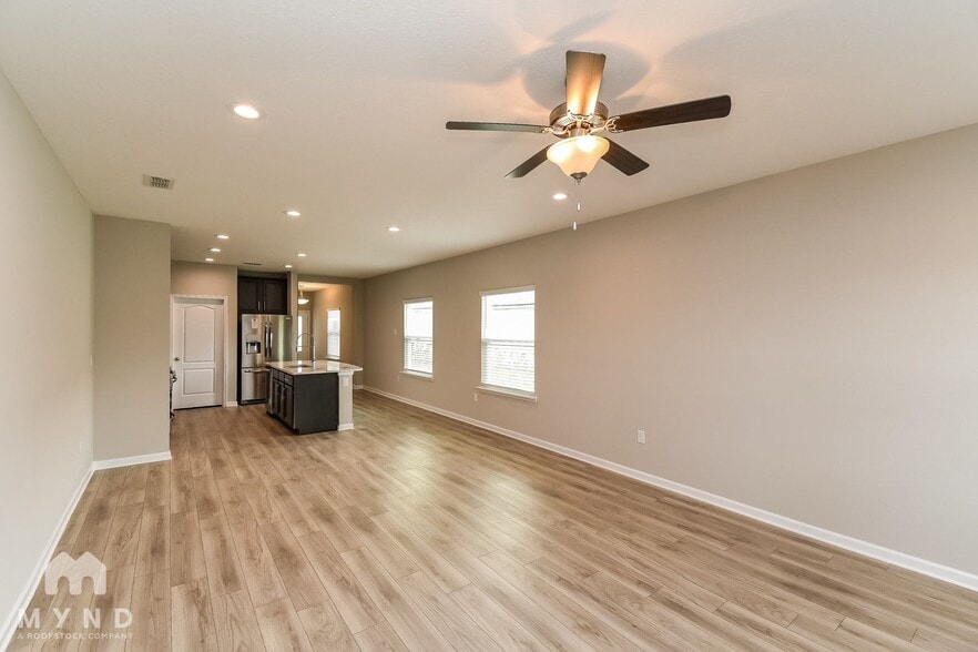 Building Photo - 3977 Heatherbrook Pl