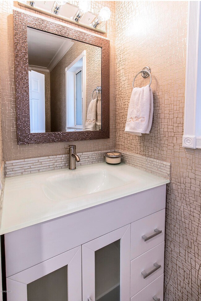 Building Photo - 2399 Windward Cir