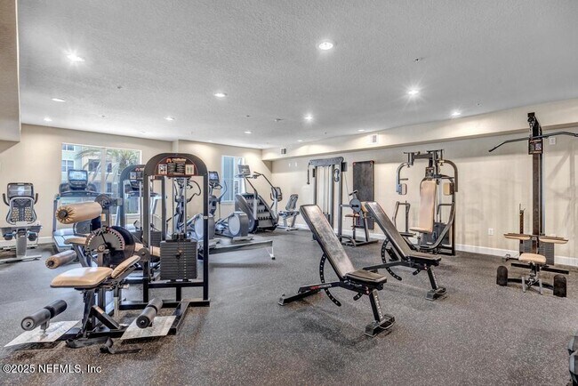 Building Photo - 8539 Gate Pkwy W