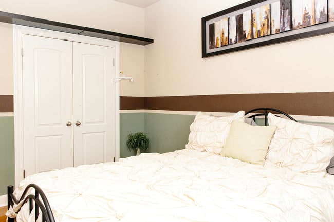 Building Photo - 5700 Keli Ct