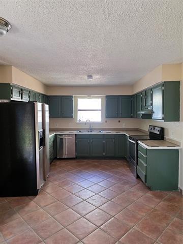 Building Photo - 6408 Elmview Dr