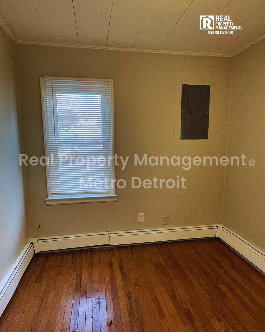 Building Photo - 11067 Hupp Ave