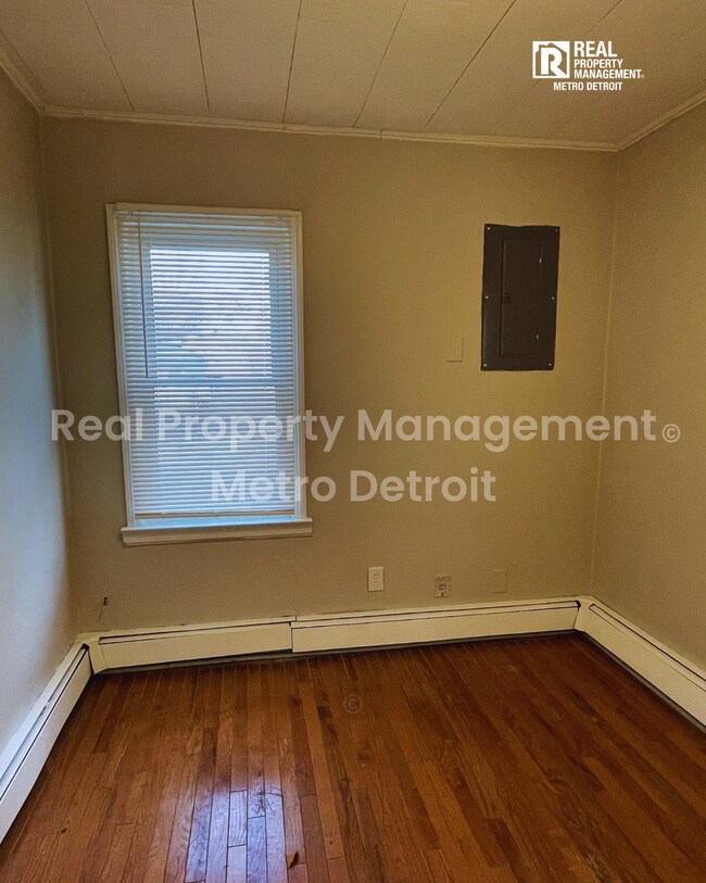 Building Photo - 11067 Hupp Ave