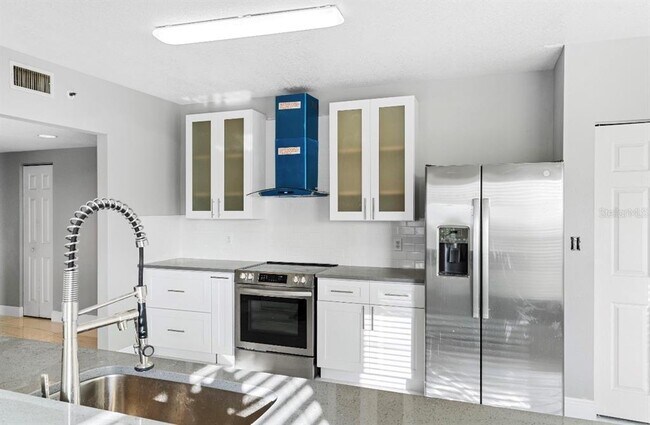 Building Photo - 2725 Terra Ceia Bay Blvd