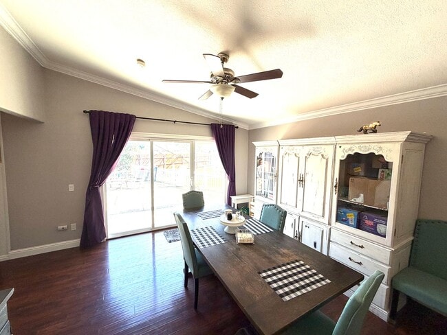 Building Photo - Desirable Home in Lincoln Village – A must see!