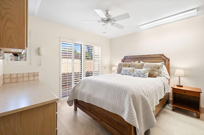 Building Photo - 73110 Calliandra St