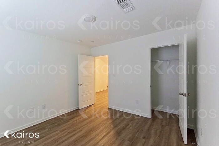 Building Photo - 11365 Camden Ct Cir