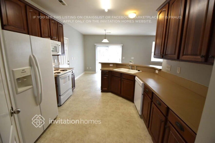 Building Photo - 14717 Lyon Hill Ln