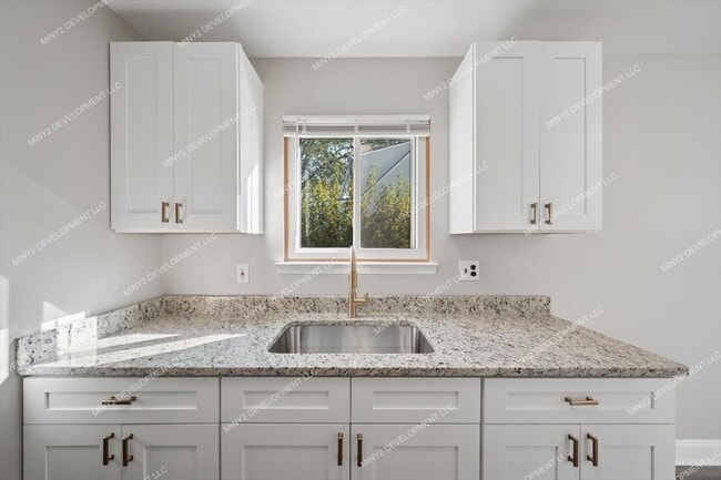 Building Photo - 8033 Studebaker Ave