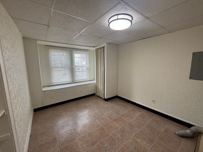 Building Photo - Spring Into Homeownership This April! Lease-to-Own Home Opportunity – This is NOT a Typical Rental!