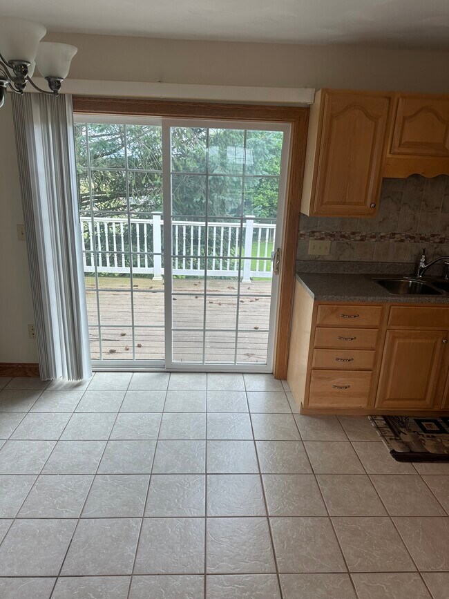 Building Photo - 1085 County Road 4