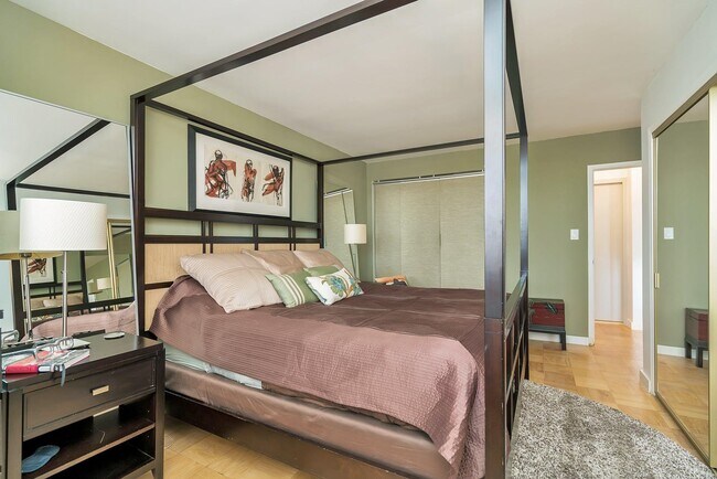 Building Photo - 6040 JFK Blvd E