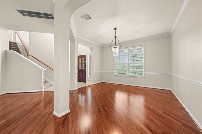 Building Photo - 5105 Hibiscus Valley Dr