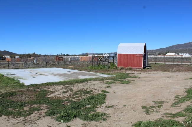 Building Photo - 3 Bed 2 Bath Home for Rent in Anza on 2 plus acres