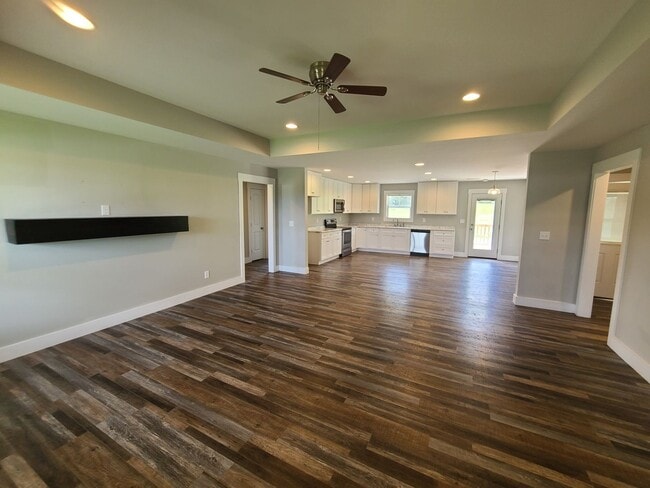 Building Photo - Vinemont/Cullman Area