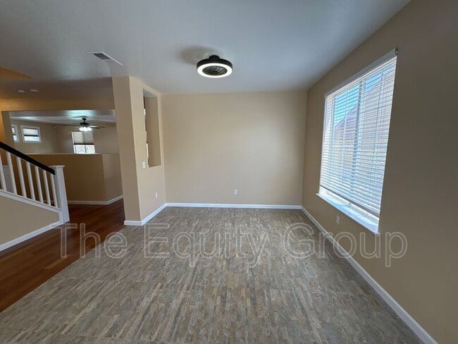 Building Photo - 938 W Encore Dr
