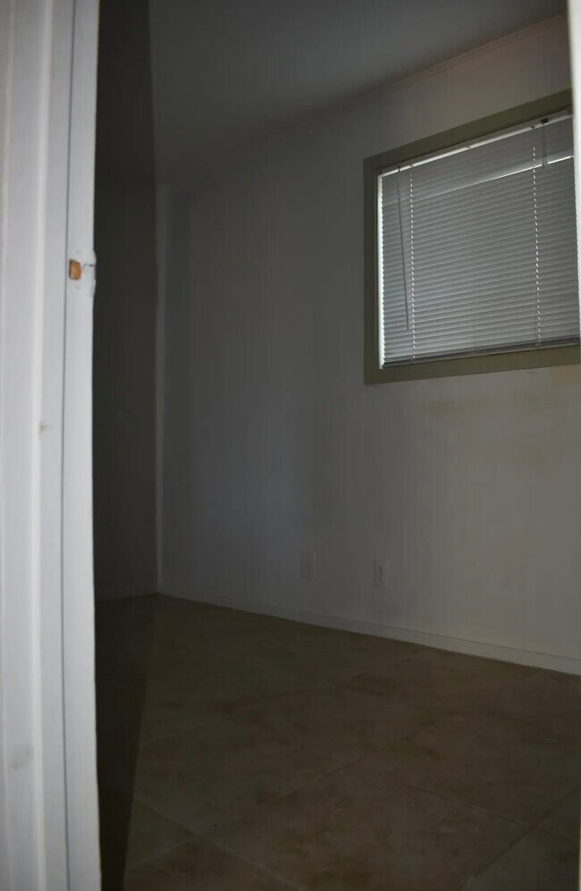 Building Photo - 56202 Taos Trl