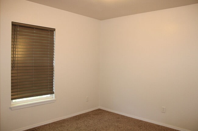 Building Photo - Spacious 2BR Home | Updated Finishes, Pool Access, 2-Car Garage