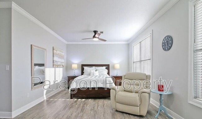 Building Photo - 80 E Beach Blvd