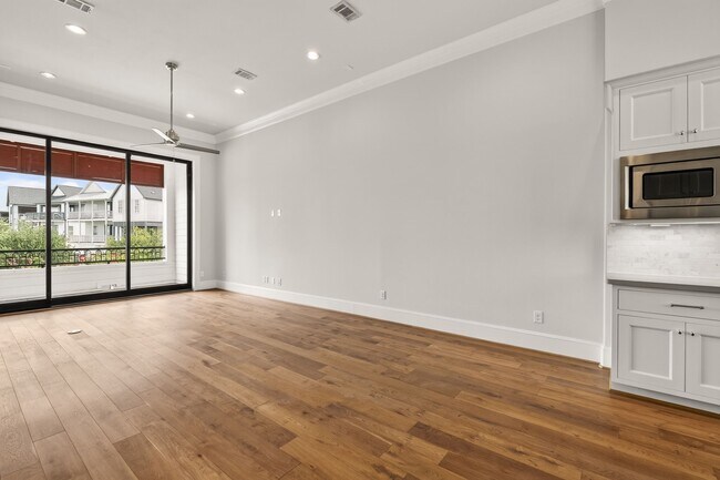 Building Photo - 8711 Oak Kolbe Ln