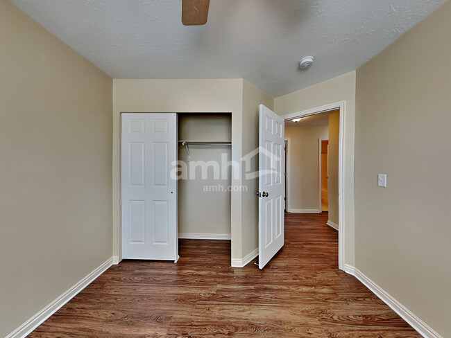 Building Photo - 926 Longleaf Dr