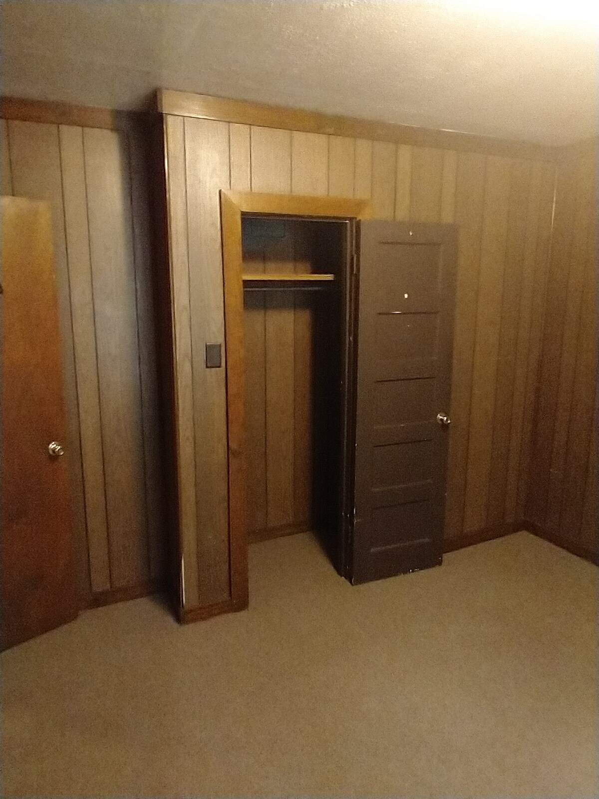 BR 2 closet - 235 N 25th St