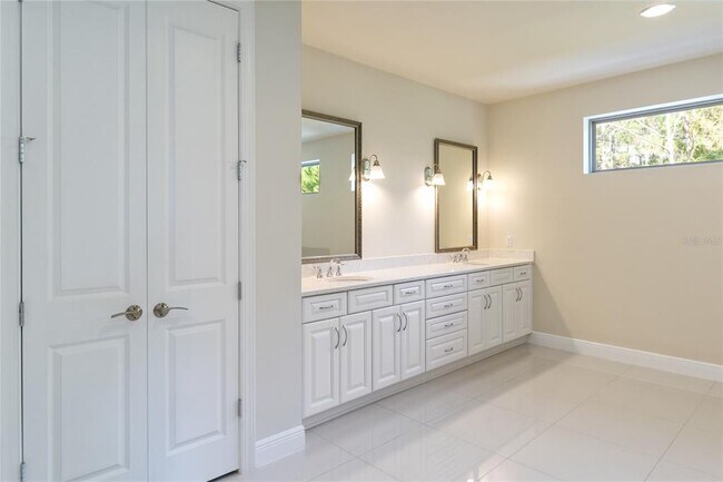 Building Photo - 8480 Adalina Pl