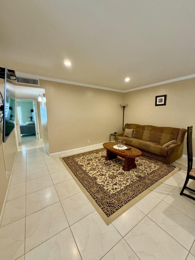 Building Photo - 368 Piedmont Trail