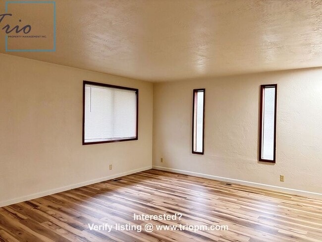 Building Photo - 1029 C St