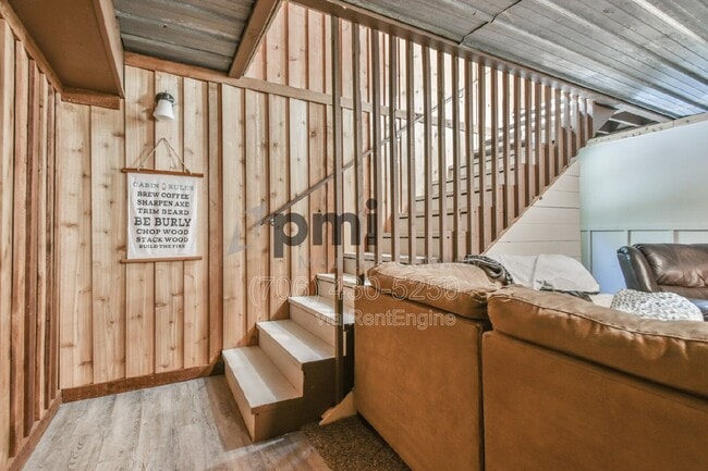 Building Photo - 43 Davis Gap Rd