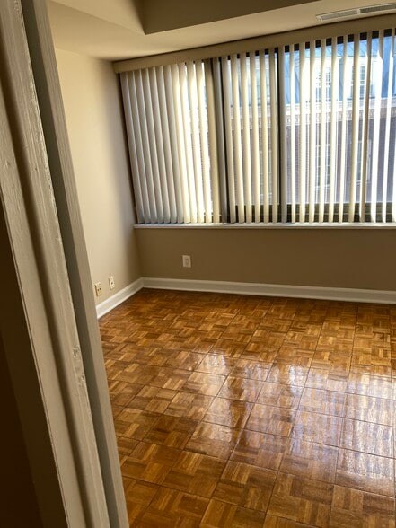 2nd bedroom - 1077 30th St NW