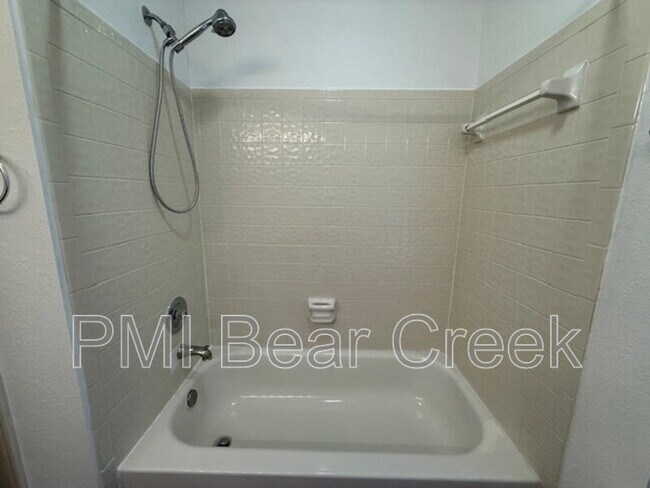 Building Photo - 7818 Sunny Ridge Dr