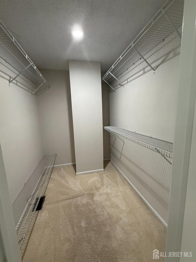 Building Photo - 88 Sapphire Ln
