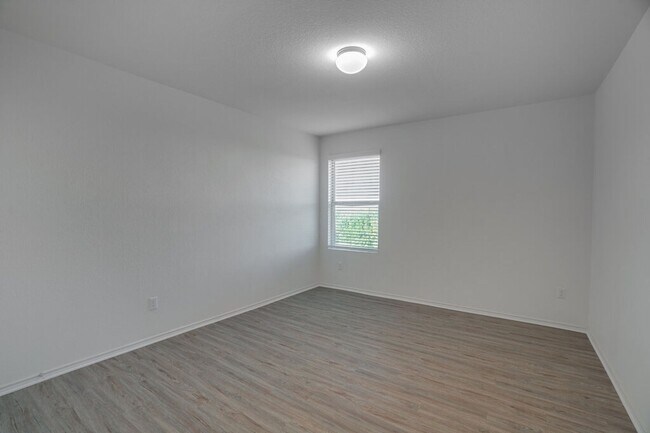 Building Photo - 21517 Quick Fox Dr