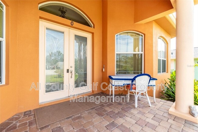 Building Photo - 9017 Hilolo Ln