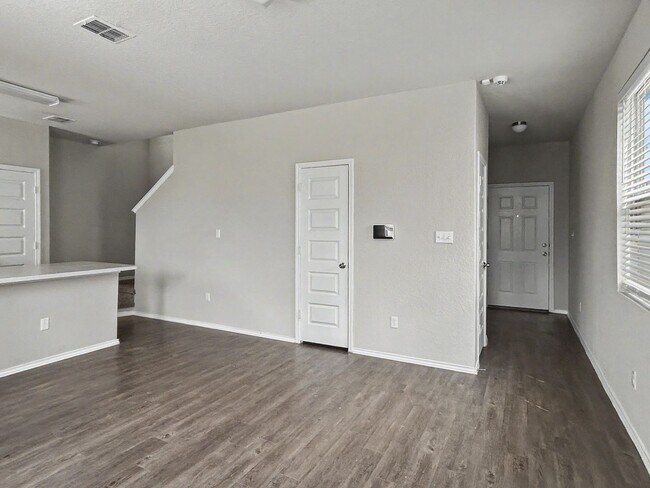Building Photo - 9407 Somers Bend