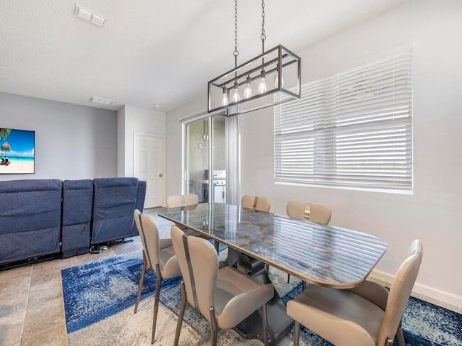 Building Photo - 12341 Arabella Dr