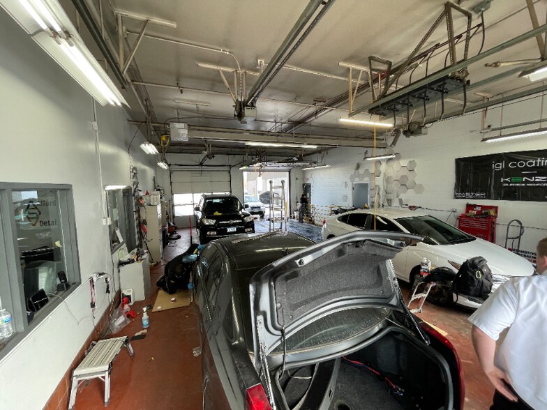 Building Photo - 2120 Rice St