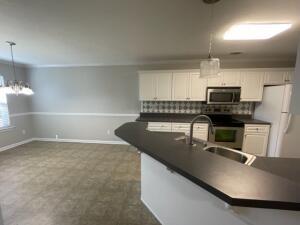 Building Photo - 110 Fox Haven Dr