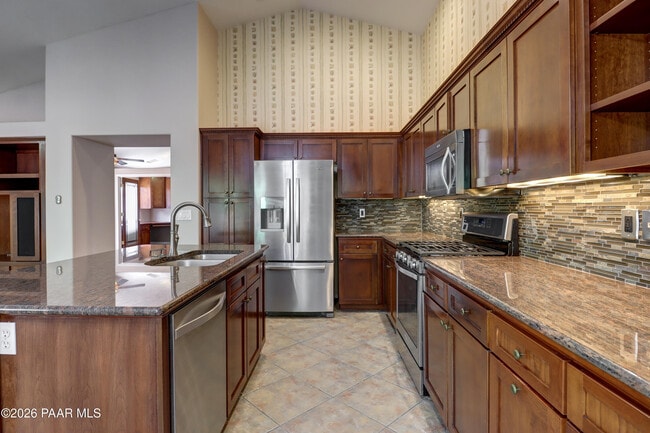 Building Photo - 1681 St Andrews Way