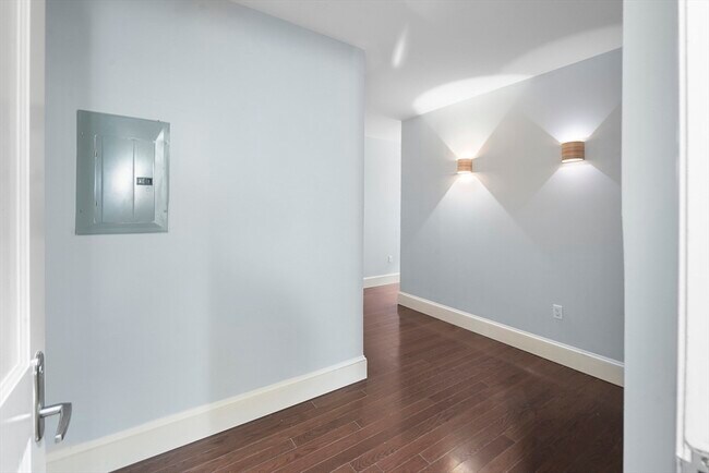 Building Photo - 116-128 Rantoul St