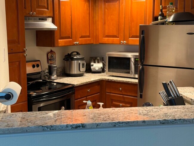 Building Photo - 1401 Village Blvd