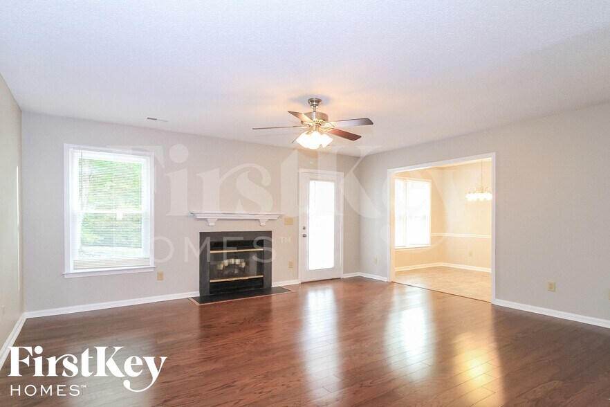 Building Photo - 5909 Running Ridge Rd