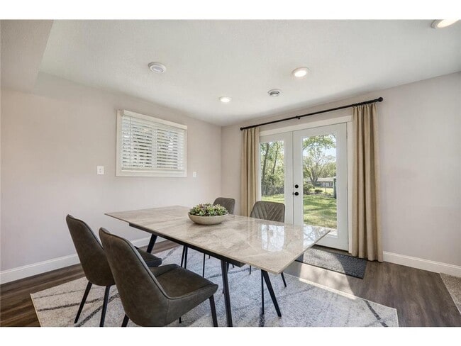 Building Photo - 4324 Rustic Pl