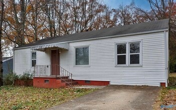 Building Photo - 2502 Hill St NW