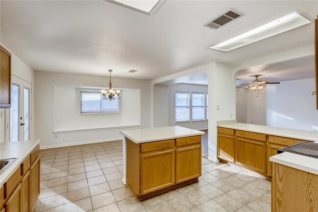 Building Photo - 12933 Dionysus Dr