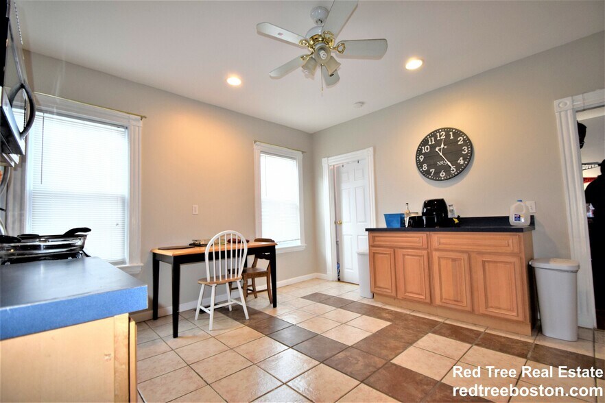 Unit 1 - 201 Hillside St