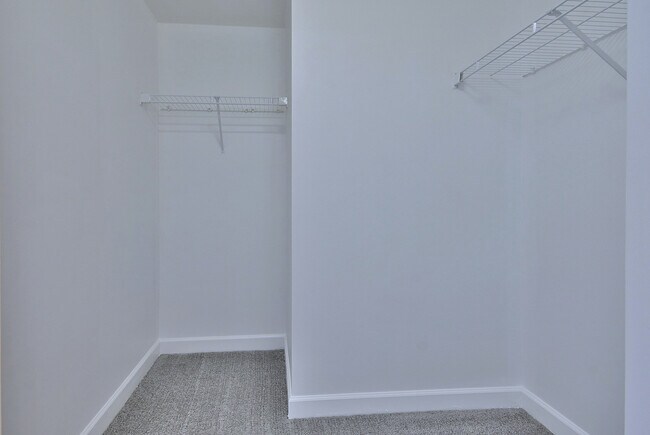 Building Photo - 8300 Callie Ave