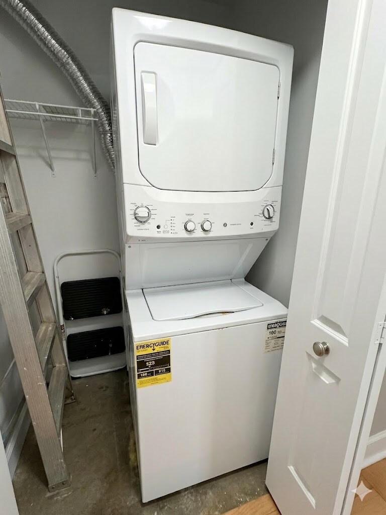 Building Photo - 949 W Madison St